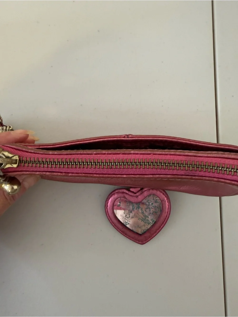 Juicy Couture Y2K Pink Metallic Leather Wristlet Clutch Heart Mirror Charm